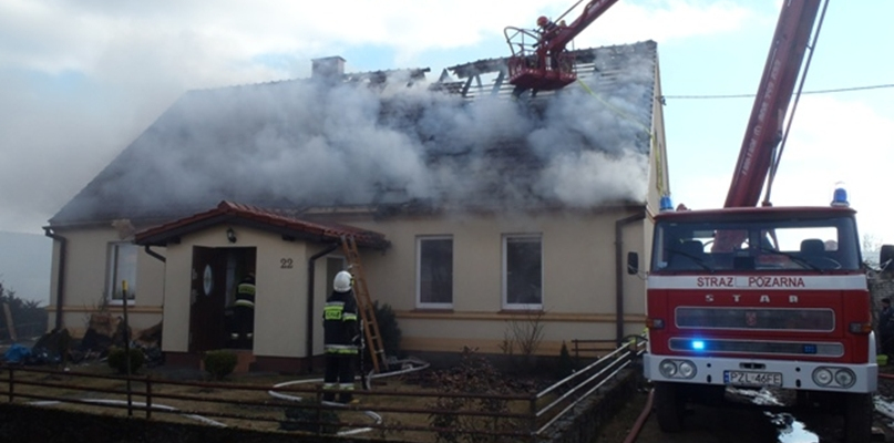 Pożar budynku mieszkalnego w Czernicach - fot. KP PSP Złotów