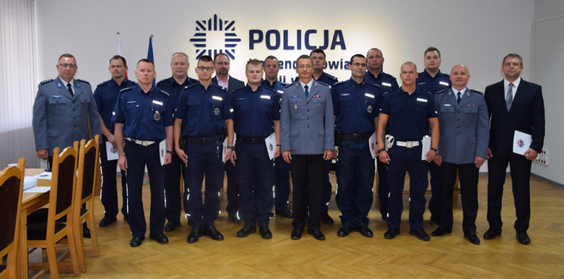 Awanse i wyróżnienia dla pilskich policjantów - fot. KPP Piła