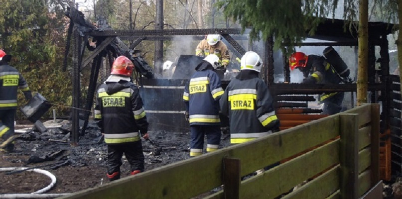 Pożar drewnianej altany w Kujankach - fot. KP PSP Złotów