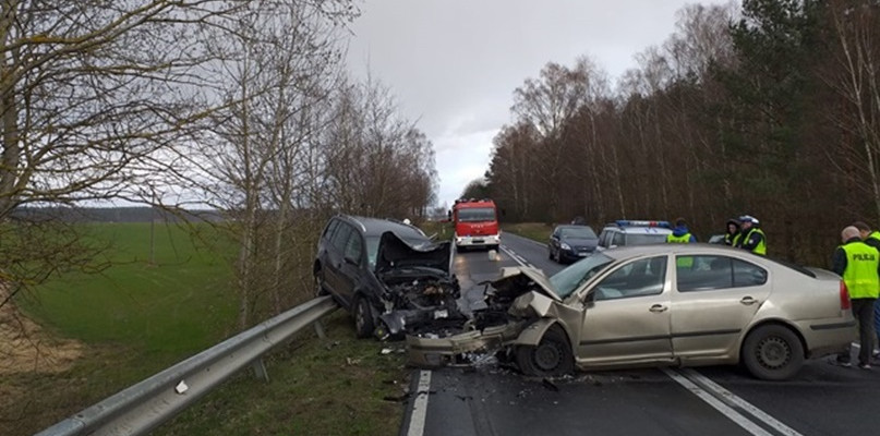 Wypadek drogowy na trasie Złotów - Piła - fot. KP PSP Złotów