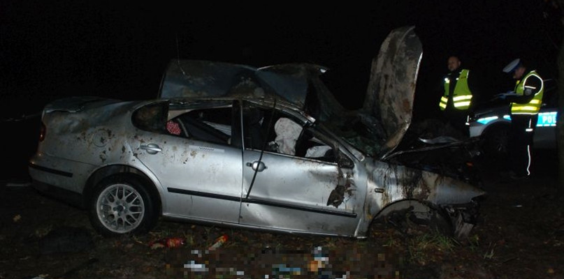 Tragiczny wypadek w pobliżu miejscowości Krojanty - fot. KPP Chojnice