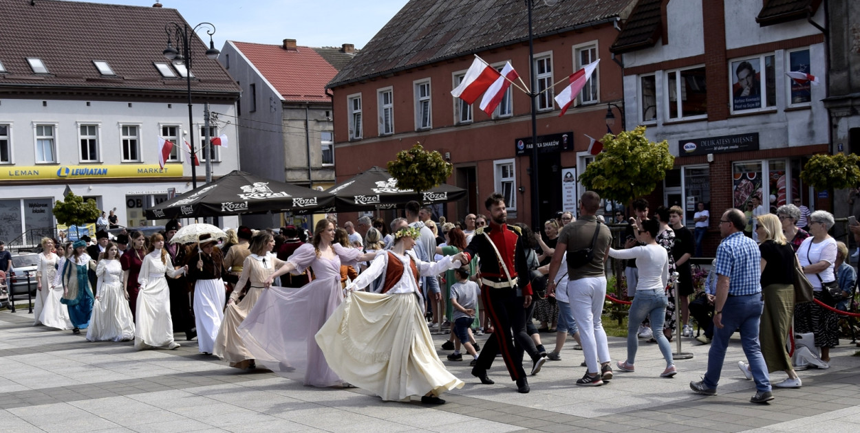 Święto Flagi w Sępólnie Krajeńskim - FOTO - fot. Andrzej Ossowski