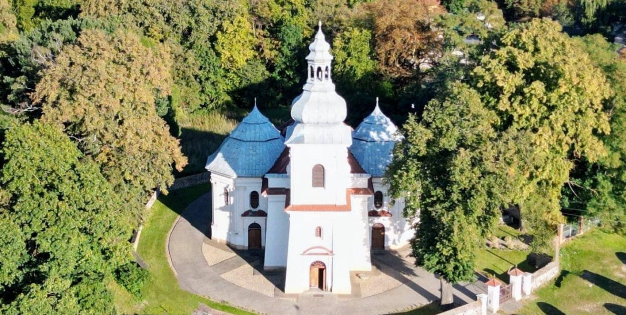 Parafia w Gleśnie