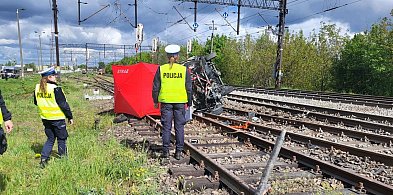 Kujawsko-pomorskie: Tragiczny wypadek na przejeździe kolejowym-27655