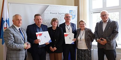 Podpisanie umów na realizację inwestycji drogowych-27769