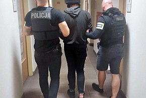 Bydgoscy policjanci zatrzymali 25-latka mającego związek z zabójstwem-28494