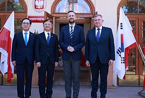 Nowa umowa na czołgi K2 coraz bliżej. "Wzmocnić polski przemysł zbrojeniowy"-28546