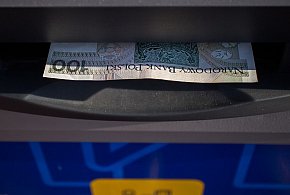 Nowy cennik usług bankowych. Klienci zapłacą więcej już od listopada-29304