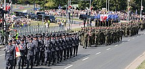 W Warszawie defilada wojskowa z okazji Święta Wojska Po