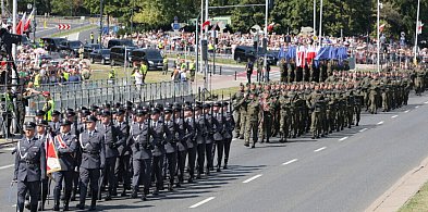 W Warszawie defilada wojskowa z okazji Święta Wojska Polskiego-29362