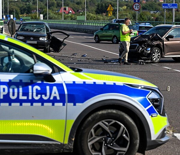 KGP: 41 ofiar śmiertelnych wypadków drogowych w sierpniowy długi weekend-29376