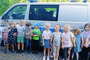 Debrzno /  Człuchów: Spotkania profilaktyczne i Bezpieczna droga do szkoły - fot. KPP Człuchów-3898
