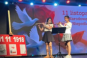 Okonek: Uroczysta akademia z okazji Narodowego Święta Niepodległości-4076