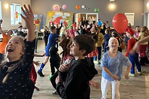 Gmina Nakło nad Notecią: Magiczna podróż dla najmłodszych-4133