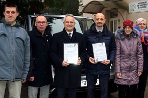 Przekazanie nowego samochodu dla Środowiskowego Domu Samopomocy w Więcborku-4177