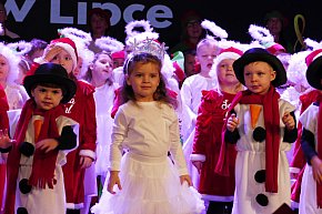 Przepiękny świąteczny koncert przygotowany przez przedszkolaki z Lipki-4228