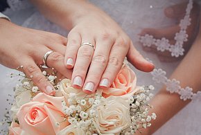 40 tys. zł za ślub i dziecko. PiS chce zachęcać do małżeństw i rodzicielstwa-31957