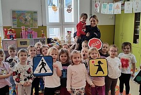 Policjantka z Koronowa z wizytą u przedszkolaków-32013
