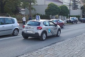 17-latkowie dostaną „prawko”. Nowe przepisy stawiają twarde warunki-32997