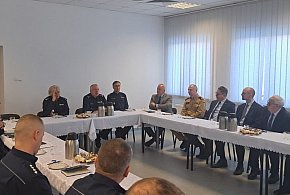 Odprawa roczna w sępoleńskiej komendzie-33181