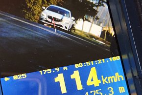 KPP Złotów: 26-letni mieszkaniec powiatu człuchowskiego jechał w terenie zabudowan