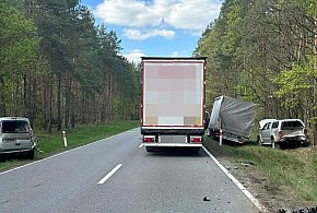 Wypadek z udziałem trzech pojazdów na DK10