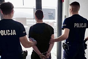 Brutalny rozbój w Pile. Pobili 25-latka dla jednego dolara