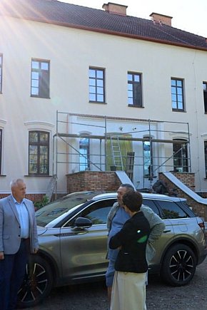 Postęp prac inwestycyjnych w DPS w Suchorączku i Szpitalu Powiatowym w Więcborku-3900