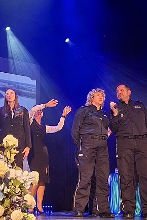 Sępólno Krajeńskie: Policyjny koncert „Partnerstwo z Mundurem – Dźwięki Wdzięczności”-4165