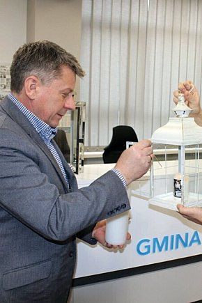 Betlejemskie Światło Pokoju w Urzędzie Miasta i Gminy w Mroczy-4226