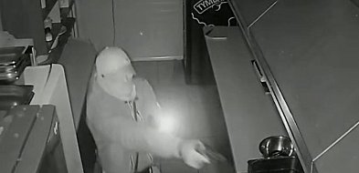 Złotowscy policjanci zatrzymali włamywacza, który wraz ze swoimi kompanami, miał n-31211