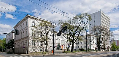 Bydgoszcz: Zmiana godzin pracy Urzędu Wojewódzkiego w okresie świąteczno-noworoczn-32541