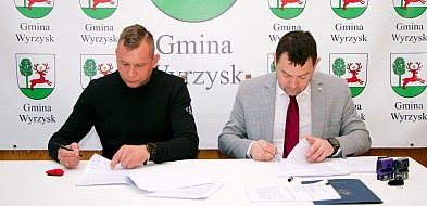 Gmina Wyrzysk: Podpisano umowę na przebudowę budynku Szkoły Podstawowej w Osieku n