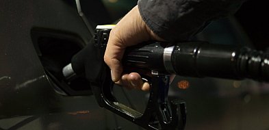Do kiedy będą obowiązywały niższe stawki VAT na niektóre paliwa?