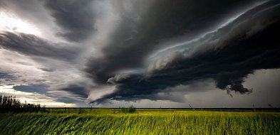 Piekielny upał i niebezpieczne burze. IMGW ostrzega prawie całą Polskę!