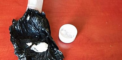 Narkotyki w garażu mieszkańca gminy Człuchów, 42-latek zatrzymany przez kryminalny