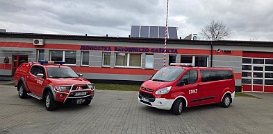 Nowe pojazdy dla strażaków z gminy Złotów i z Okonka. PSP przekazała sprzęt ochotn