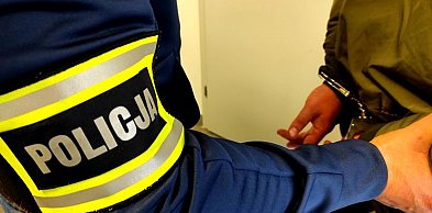 10 lat ukrywał się za granicą, zmienił nazwisko - został zatrzymany przez złotowsk