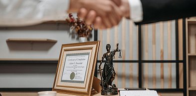 Jak wybrać kancelarię do sprawy frankowej i nie popełnić kosztownego błędu?