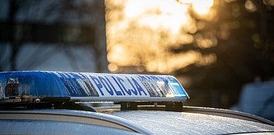 Czołowe zderzenie dwóch samochodów osobowych na DK10. Zginęła jedna osoba, obrażen