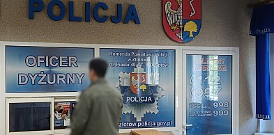 Kuriozalne zatrzymanie w Złotowie. Przyszedł na dozór z narkotykami, prosto z kome