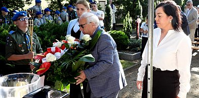 W 86 rocznicę wybuchu II Wojny Światowej na cmentarzu cywilnych ofiar niemieckich -29730