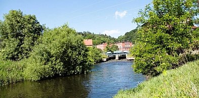 Koronowo: Znaczne zwiększenie przepływu wody w martwym korycie rzeki Brdy-30636
