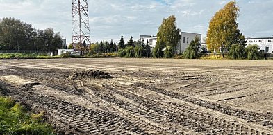 Trwa remont piłkarskiego boiska treningowego na terenie OSiR w Człuchowie-31101