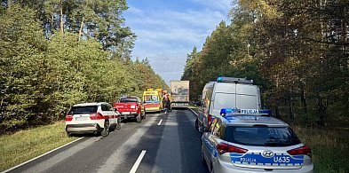 Wypadek z udziałem autokaru przewożącego dzieci na DK-10 pomiędzy Starą Łubianką a-31095