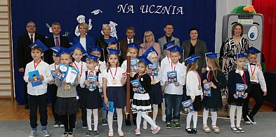 Mrocza: Pasowanie na ucznia – wyjątkowy dzień pierwszoklasistów-31250