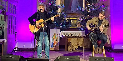 Kolędy, które poruszyły serca – wyjątkowy wieczór w Krajence-33010