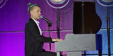 Dzień Kobiet w Mroczy z Adamem Snopkiem