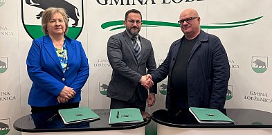 Gmina Łobżenica: Świetlica wiejska w Kościerzynie Małym zostanie rozbudowana. Umow