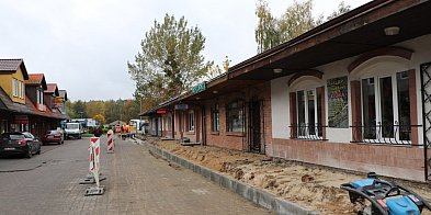 Wyrzysk: Trwają prace remontowe chodnika na ul. Przy St-30897